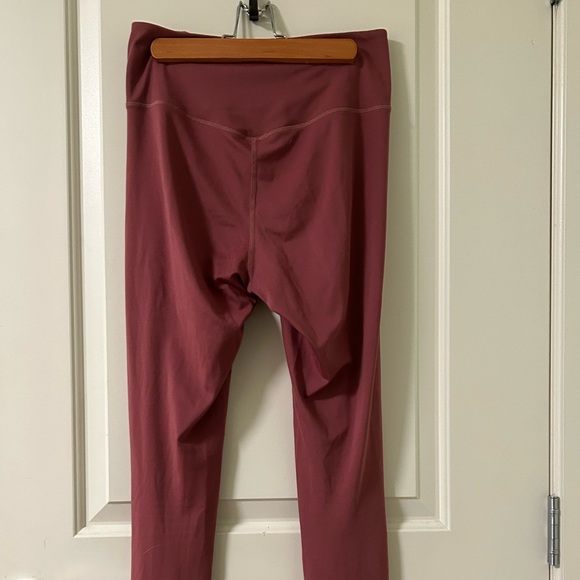 Girlfriend Collective Float Leggings (size M) - Picture 3 of 7